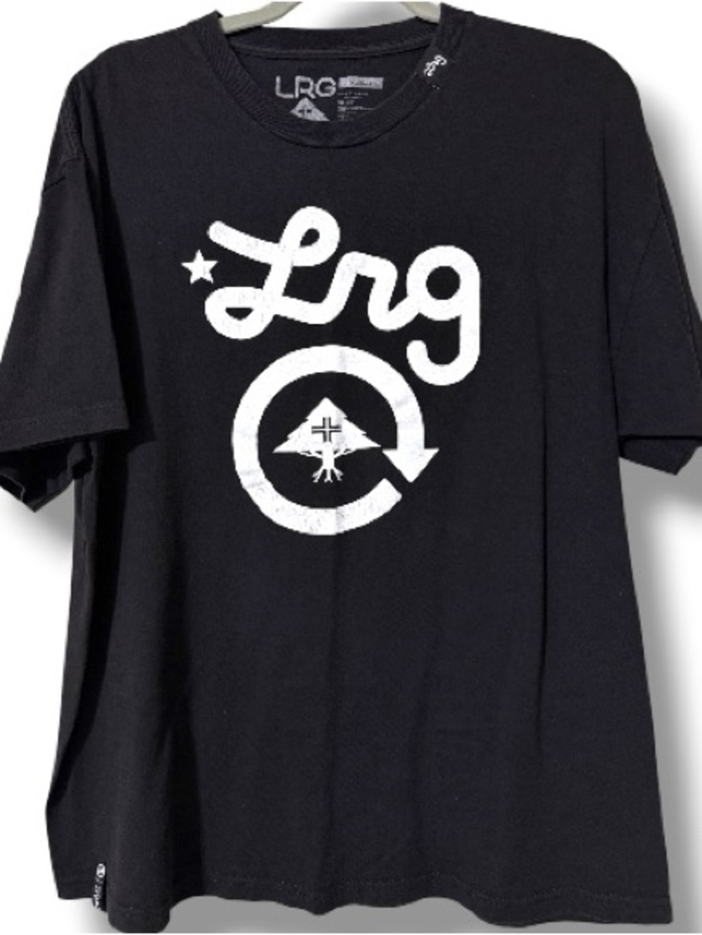 LRG Logo x-large men’s casual short sleeve black and white t-shirt preloved